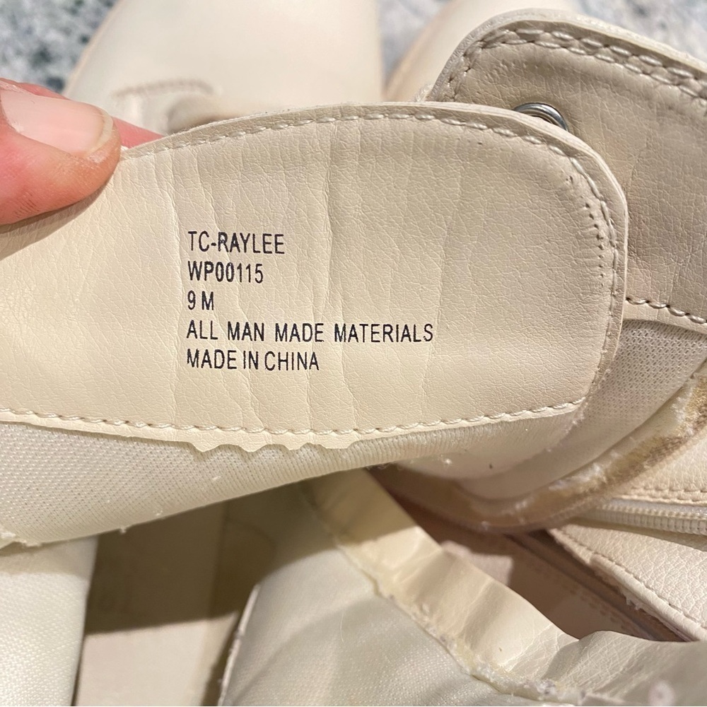 TRUE CRAFT women's size 9 Raylee Hiker boots lace up Ivory smooth round toe - Picture 6 of 12